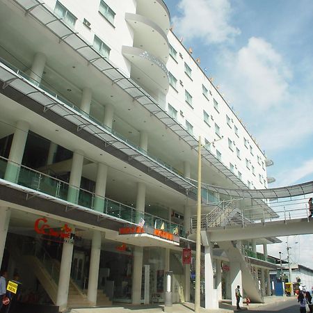 בוקארמנגה Hotel San Jose Plaza מראה חיצוני תמונה