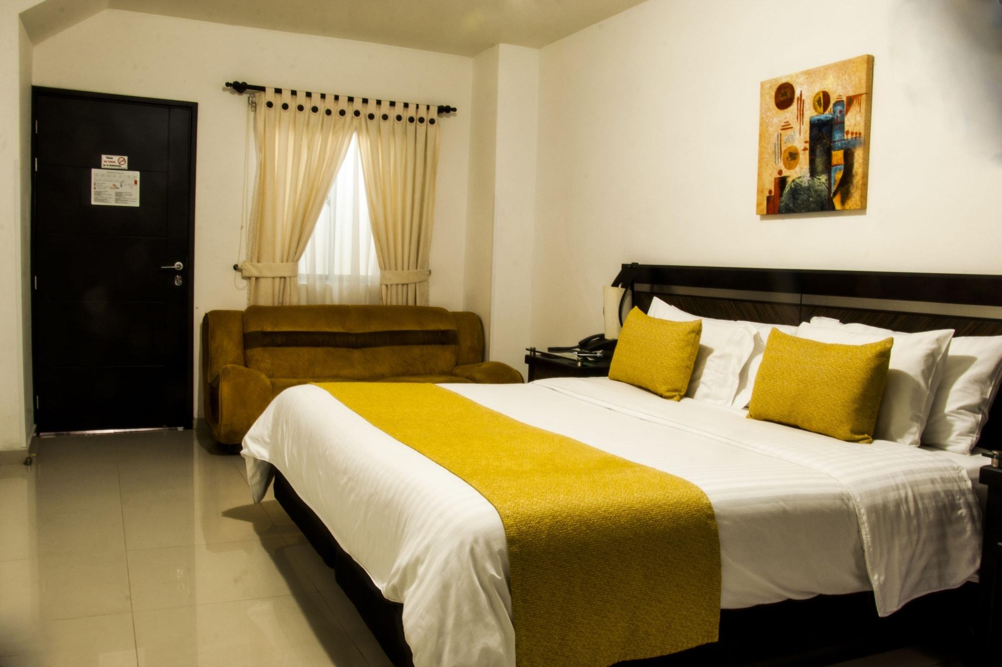 בוקארמנגה Hotel San Jose Plaza מראה חיצוני תמונה