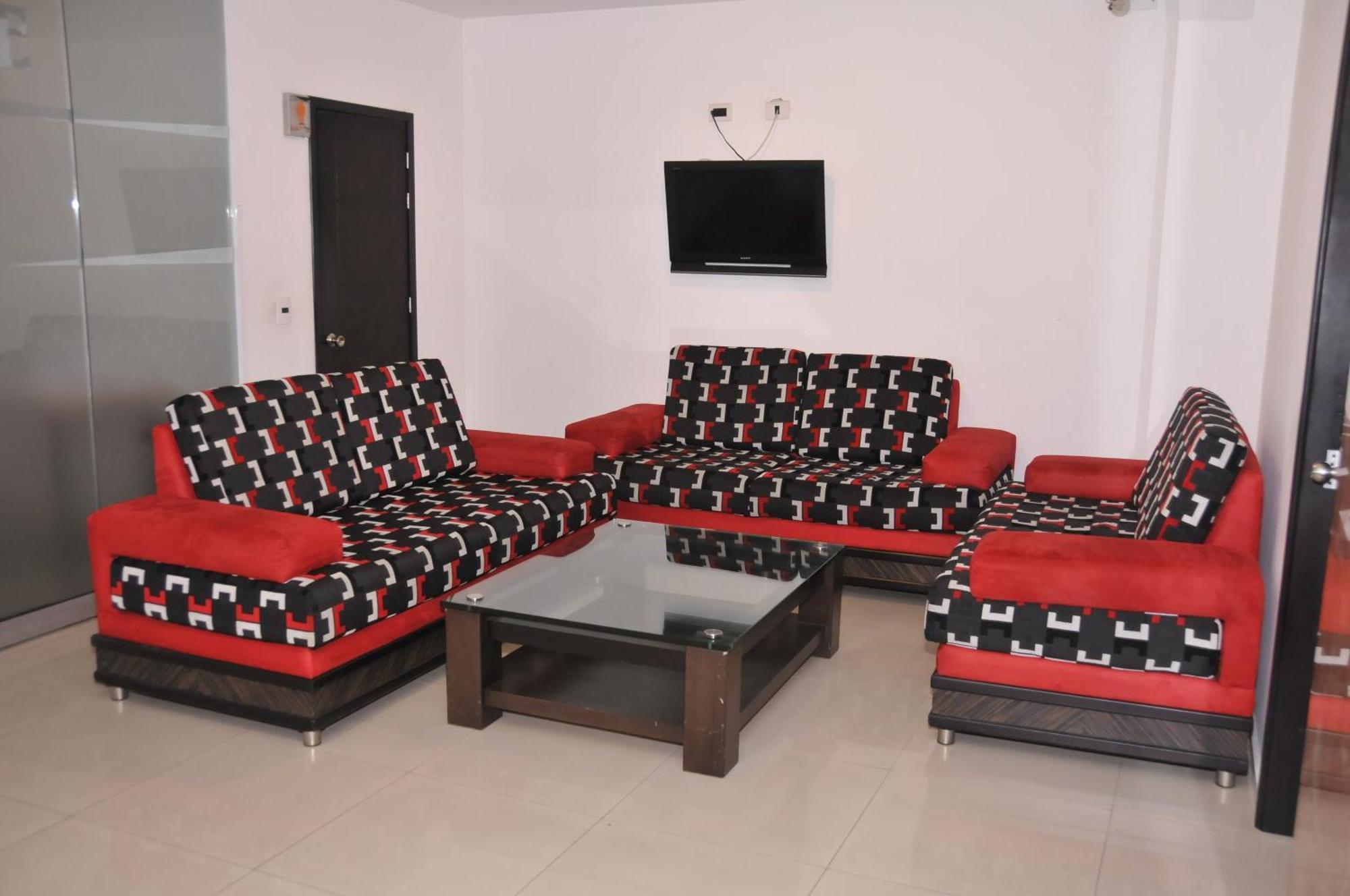 בוקארמנגה Hotel San Jose Plaza מראה חיצוני תמונה