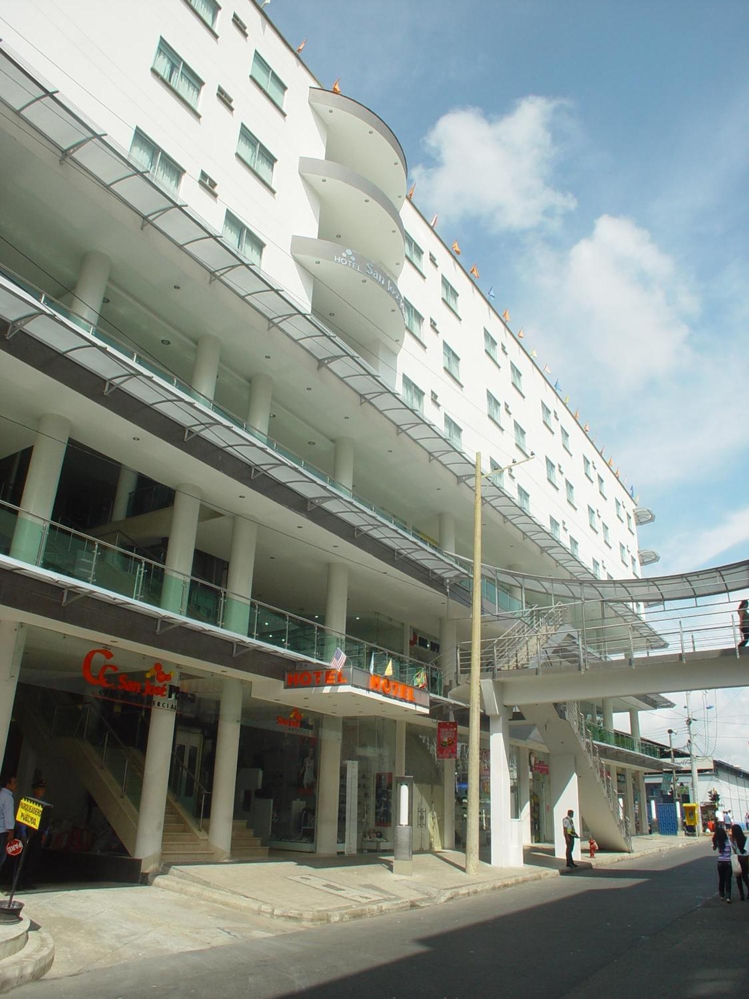 בוקארמנגה Hotel San Jose Plaza מראה חיצוני תמונה