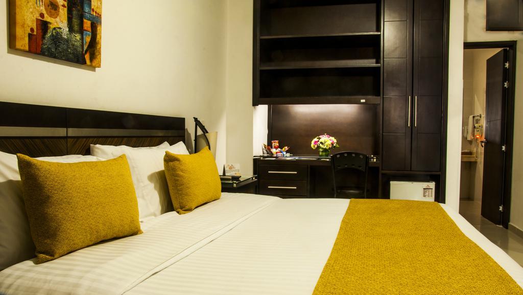 בוקארמנגה Hotel San Jose Plaza מראה חיצוני תמונה