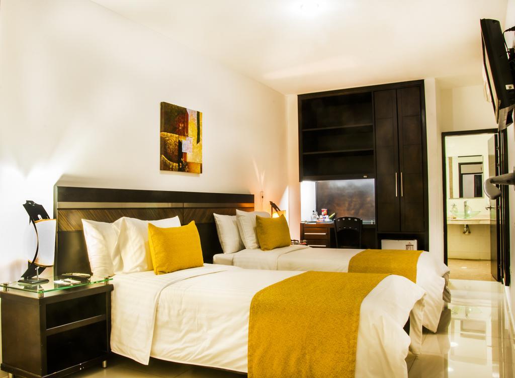 בוקארמנגה Hotel San Jose Plaza מראה חיצוני תמונה